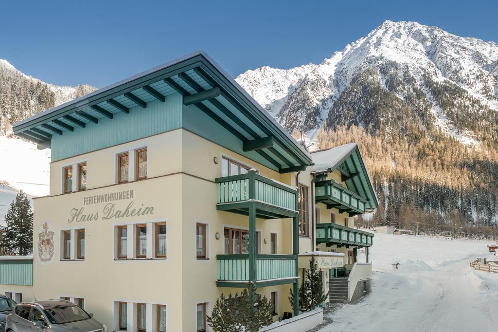 Ferienwohnungen Haus Daheim Лангенфельд Экстерьер фото